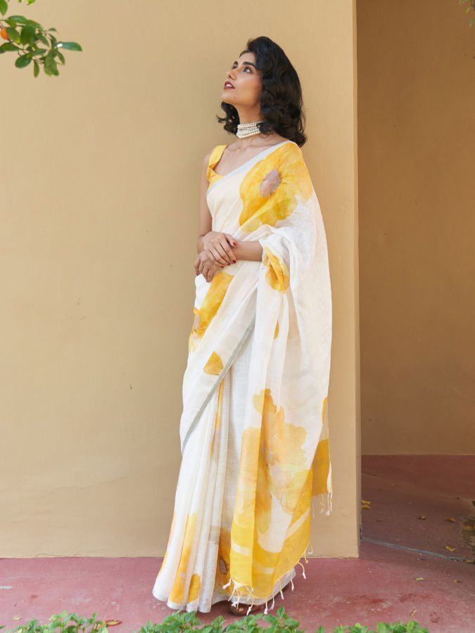 Linen Cotton Digital Printed Saree with Blouse Linen Cotton Digital Printed Saree with Blouse