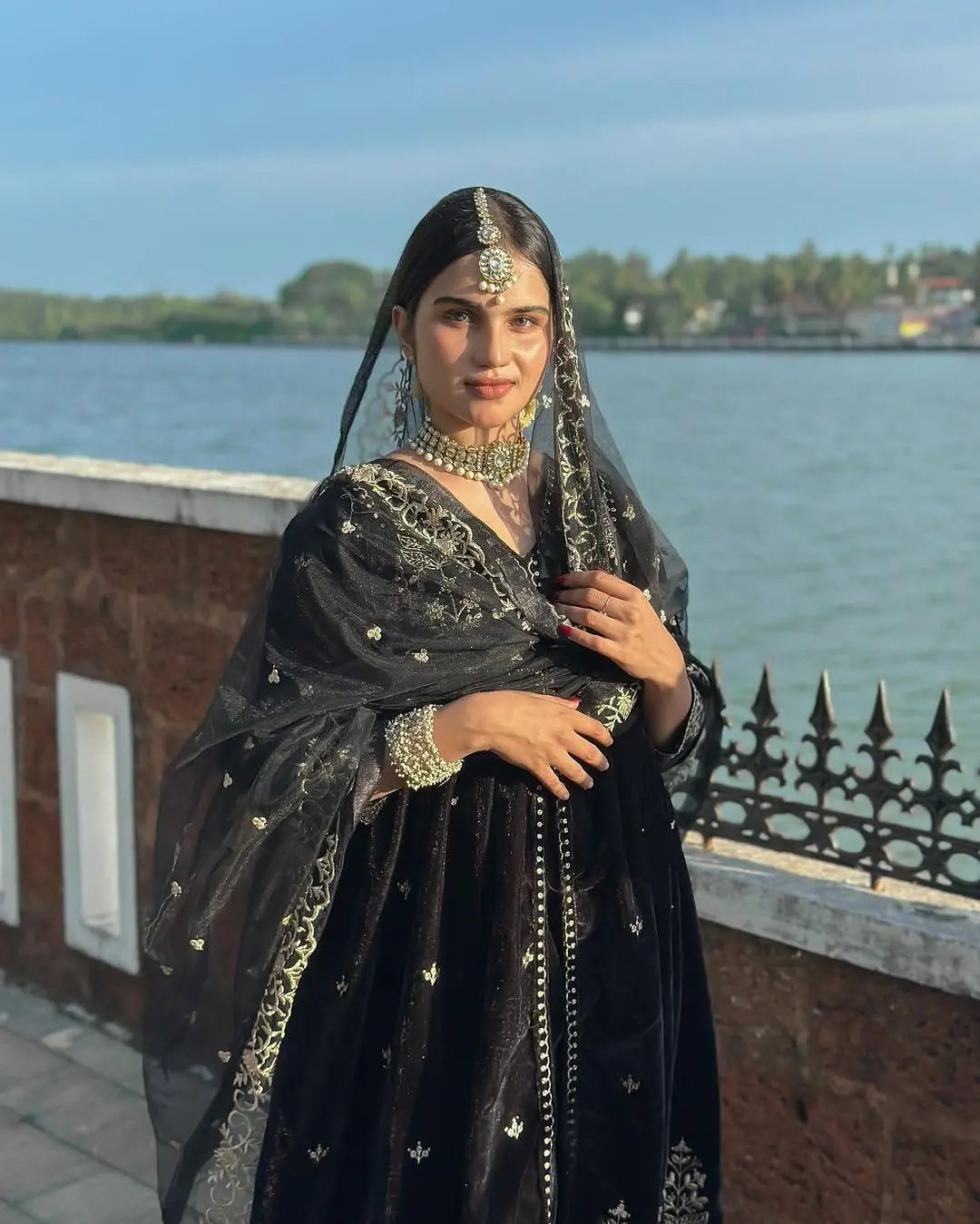 Designer Embroidered Velvet Anarkali Gown Set Designer Embroidered Velvet Anarkali Gown Set