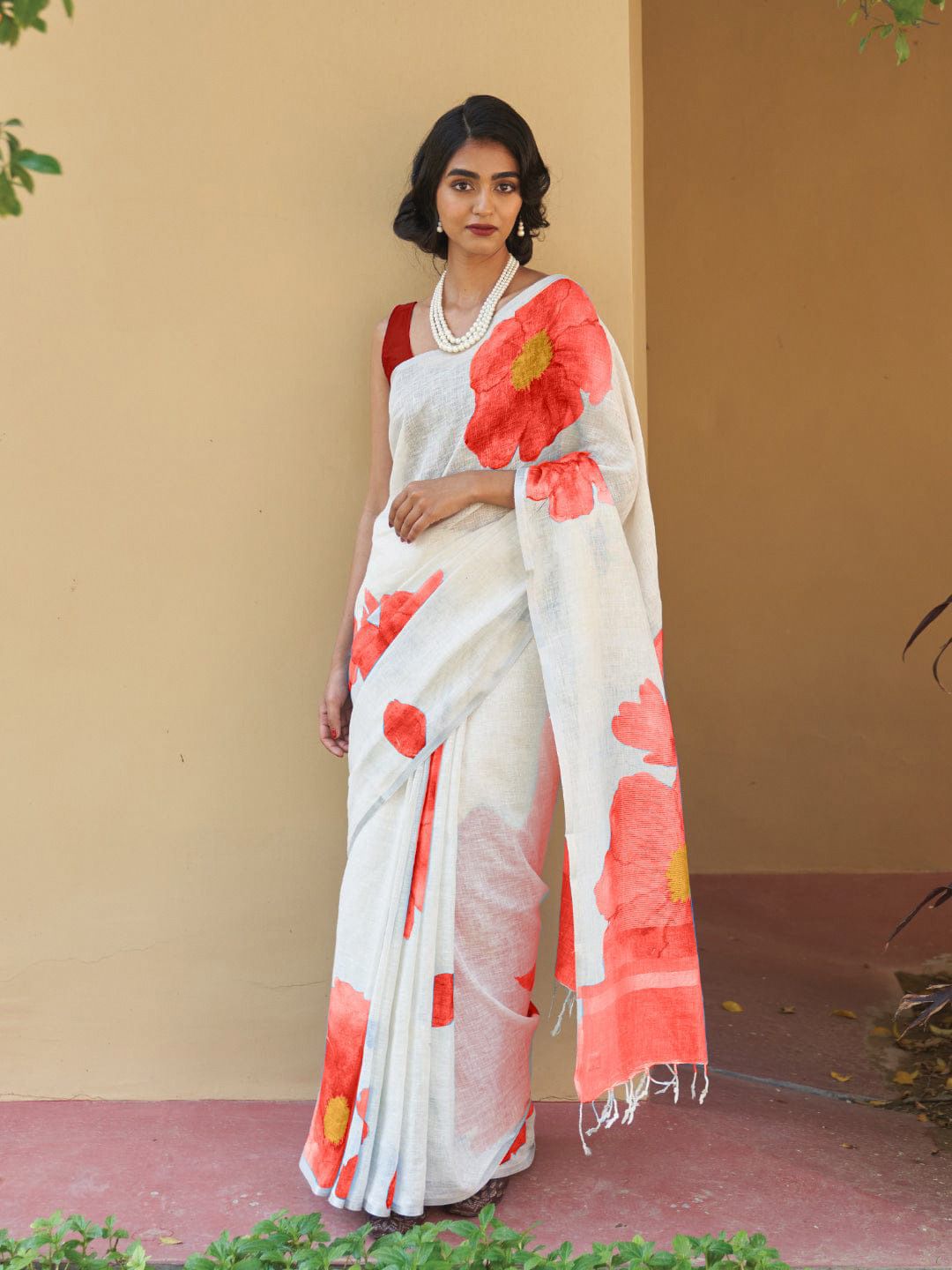Linen Cotton Digital Printed Saree with Blouse Linen Cotton Digital Printed Saree with Blouse
