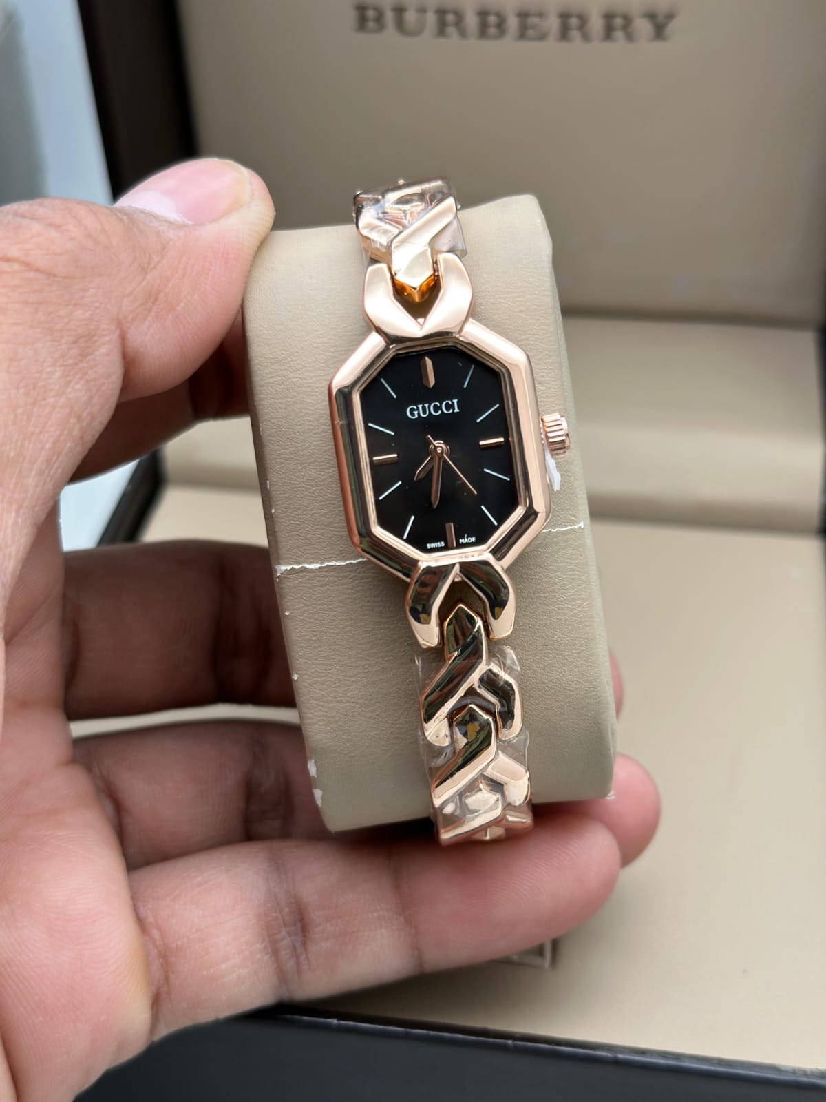 Elegant Ladies Watch Elegant Ladies Watch