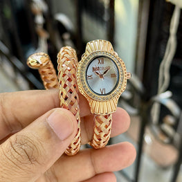 Luxury Twined Coil Watch for Women – Gold Strap & White Dial